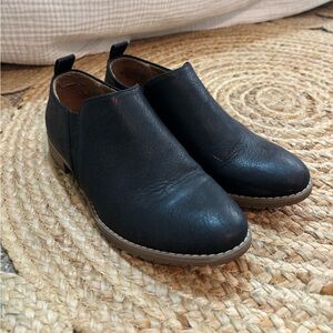 Eurosoft Willet Flats - Black Booties